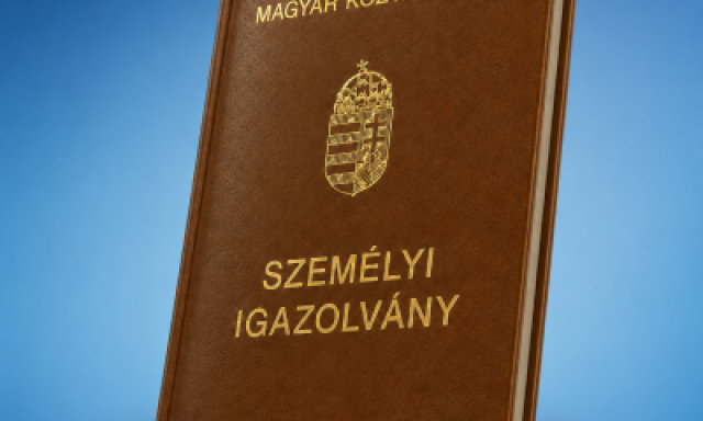 Augusztusban v&eacute;gleg megszűnik a r&eacute;gi, k&ouml;nyv alak&uacute; szem&eacute;lyik &eacute;rv&eacute;nyess&eacute;ge