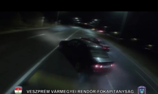 Facebook vide&oacute; alapj&aacute;n csaptak le a rendőr&ouml;k a Veszpr&eacute;mben driftelgető galerire