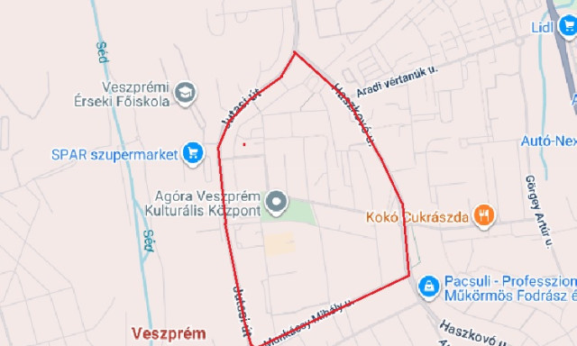 Fut&oacute;verseny miatt &uacute;tlez&aacute;r&aacute;s lesz vas&aacute;rnap Veszpr&eacute;mben