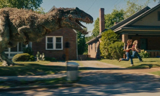 Dinoszauruszok, időutaz&aacute;s &eacute;s vil&aacute;gv&eacute;ge - Meg&eacute;rkezett a Cinema Citybe az őr&uuml;lt sci-fi