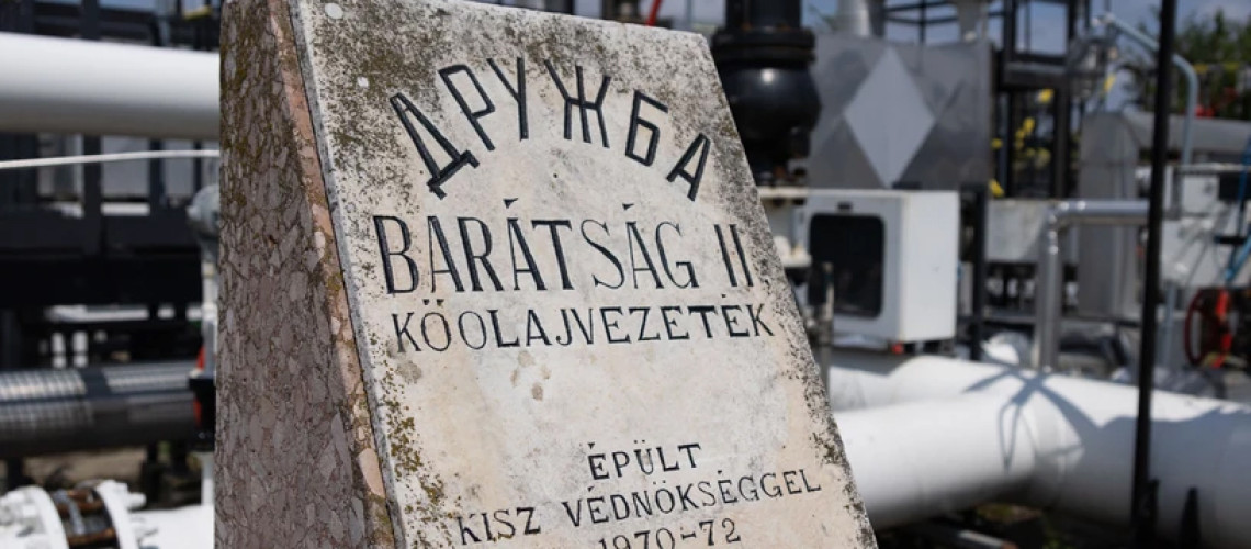 Olaj a cs&ouml;v&ouml;n: Kedden &uacute;jraindulhat a Bar&aacute;ts&aacute;g kőolajvezet&eacute;k