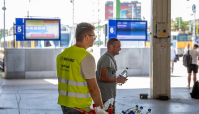 &Uacute;jra vizet osztanak a vas&uacute;ti &eacute;s aut&oacute;busz-&aacute;llom&aacute;sokon