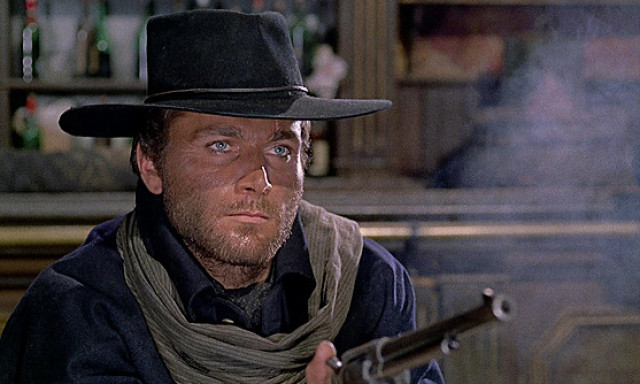 A P&aacute;l utcai fi&uacute;kt&oacute;l Hollywoodig - Franco Nero a veszpr&eacute;mi k&ouml;z&ouml;ns&eacute;g előtt mes&eacute;lt &eacute;let&uacute;tj&aacute;r&oacute;l