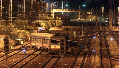 A kaposvári járatokat is érinti a vasárnap esti, Keleti pályaudvaron történt vonatbaleset