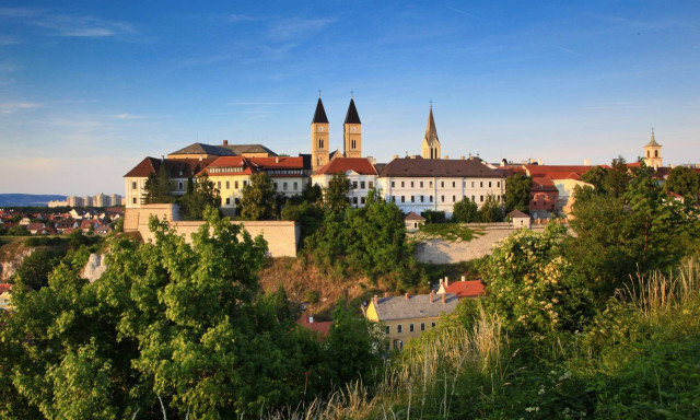 Az EKF ut&aacute;n, most az Eur&oacute;pa Sportr&eacute;gi&oacute;ja c&iacute;mre p&aacute;ly&aacute;zik Veszpr&eacute;m &eacute;s a Bakony-Balaton r&eacute;gi&oacute;