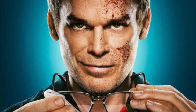 Dexter Morgan &uacute;jra munk&aacute;ba &aacute;ll - Halloweenkor &eacute;rkezik a folytat&aacute;s - VIDE&Oacute;