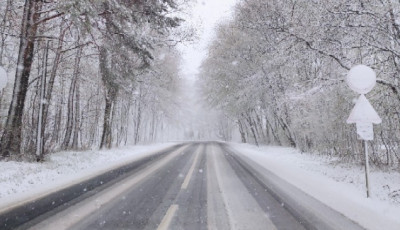 T&eacute;likab&aacute;tokat elő! Durva időj&aacute;r&aacute;s-v&aacute;lt&aacute;s j&ouml;n - A naps&uuml;t&eacute;st eső &eacute;s h&oacute; v&aacute;lthatja a Bakonyban