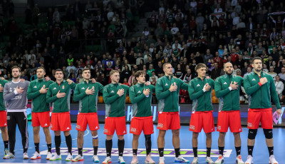 Szak&eacute;rtők a a 6-8. helyek valamelyik&eacute;re v&aacute;rj&aacute;k a f&eacute;rfi k&eacute;ziv&aacute;logatottat az EB-n