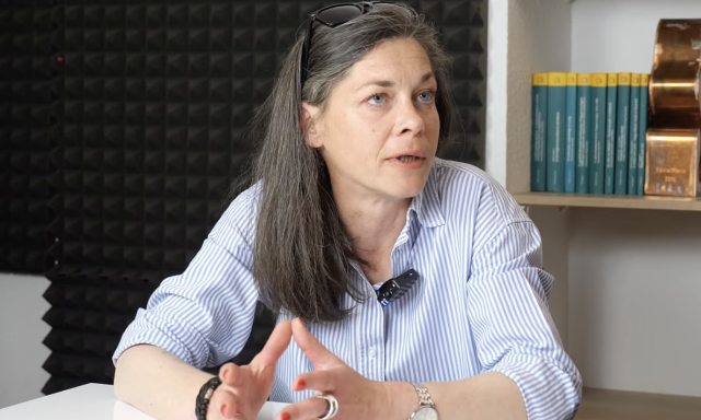 &bdquo;Fentről k&eacute;rik&rdquo; - Kit&aacute;lalt a Ripost volt munkat&aacute;rsa a propagandag&eacute;pezet műk&ouml;d&eacute;s&eacute;ről - VIDE&Oacute;
