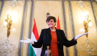 Karik&oacute; Katalin csatlakozik az eg&eacute;szs&eacute;g&uuml;gyi miniszter tan&aacute;csad&oacute;i test&uuml;let&eacute;hez