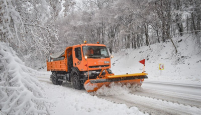 M&aacute;r k&eacute;sz&uuml;lnek a h&oacute;kotr&oacute;k - T&eacute;li &uuml;zemm&oacute;dra v&aacute;lt a Magyar K&ouml;z&uacute;t Veszpr&eacute;mben