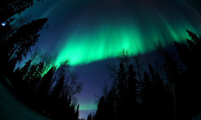 A fekete sarki f&eacute;nyt vizsg&aacute;lt&aacute;k a NASA rak&eacute;t&aacute;i