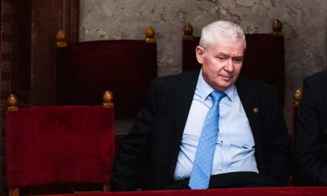 Ennyi volt - T&aacute;vozik az Alkotm&aacute;nyb&iacute;r&oacute;s&aacute;g &eacute;l&eacute;ről Polt P&eacute;ter