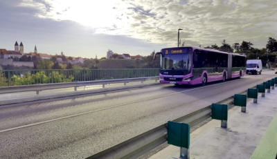 &Eacute;jszakai buszokkal k&eacute;sz&uuml;l az Utcazene Fesztiv&aacute;lra a V-Busz