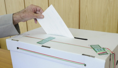 Torz p&aacute;lya, &eacute;les verseny: hogyan befoly&aacute;solj&aacute;k a v&aacute;laszt&aacute;sokat 2026 előtt?