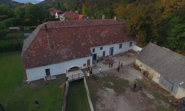 Egy napra te is a moln&aacute;r bőr&eacute;be b&uacute;jhatsz Veszpr&eacute;mben