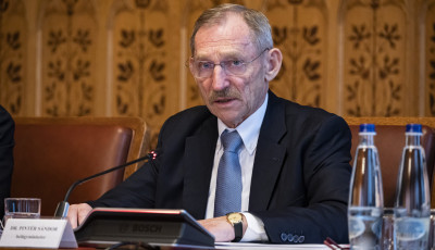 Operat&iacute;v t&ouml;rzs alakult a havaz&aacute;s miatt