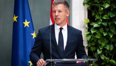 Magyar P&eacute;ter: P&eacute;ntektől nincs sz&uuml;ks&eacute;g az &ouml;nk&eacute;ntes fogyaszt&aacute;scs&ouml;kkent&eacute;sre