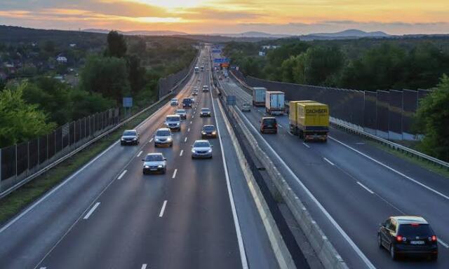 Megvannak a 2027-es aut&oacute;p&aacute;lya-matrica&aacute;rak - Ennyit kell fizetn&uuml;nk j&ouml;vőre