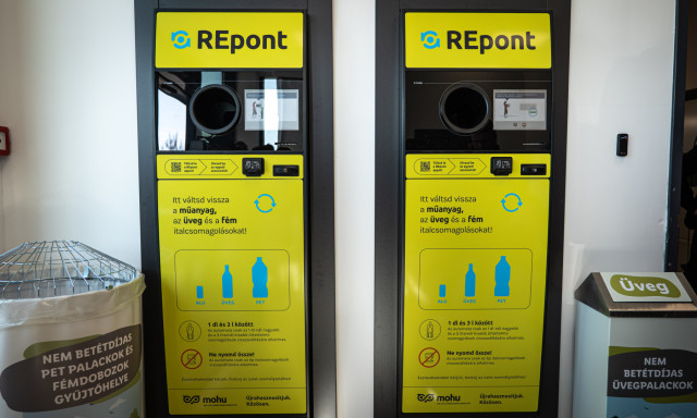 T&ouml;bb mint 3 milli&aacute;rd palackot, dobozt &eacute;s &uuml;veget v&aacute;ltottunk vissza 2025-ben