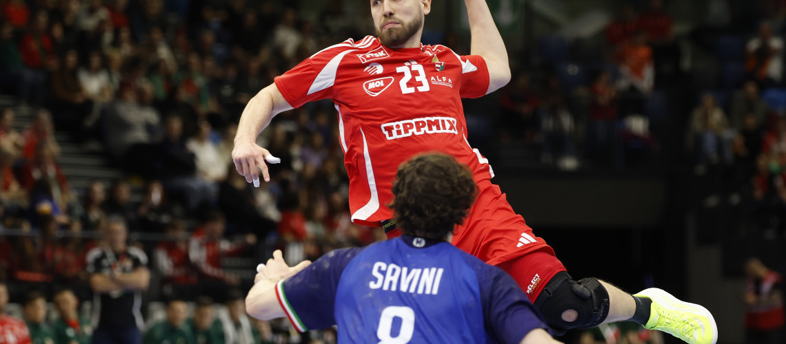 Sim&aacute;n győztek a magyarok az olasz v&aacute;logatott ellen