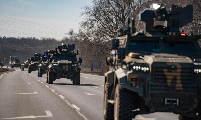 Katonai konvojokra kell sz&aacute;m&iacute;tani Veszpr&eacute;m k&ouml;rny&eacute;k&eacute;n