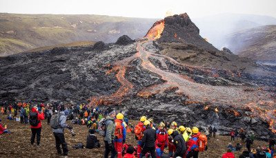 Kit&ouml;rt Izlandon egy Reykjavikhoz k&ouml;zeli vulk&aacute;n