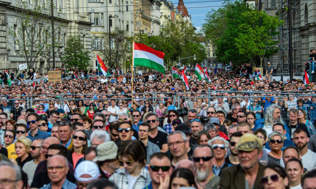 Online szavaz&aacute;si lehetős&eacute;get szeretn&eacute;nek 2026-ra a k&uuml;lf&ouml;ld&ouml;n &eacute;lő magyarok