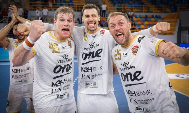 D&ouml;ntőben a Veszpr&eacute;m! - A Barcelona v&aacute;r r&aacute;nk a klub-vb fin&aacute;l&eacute;j&aacute;ban