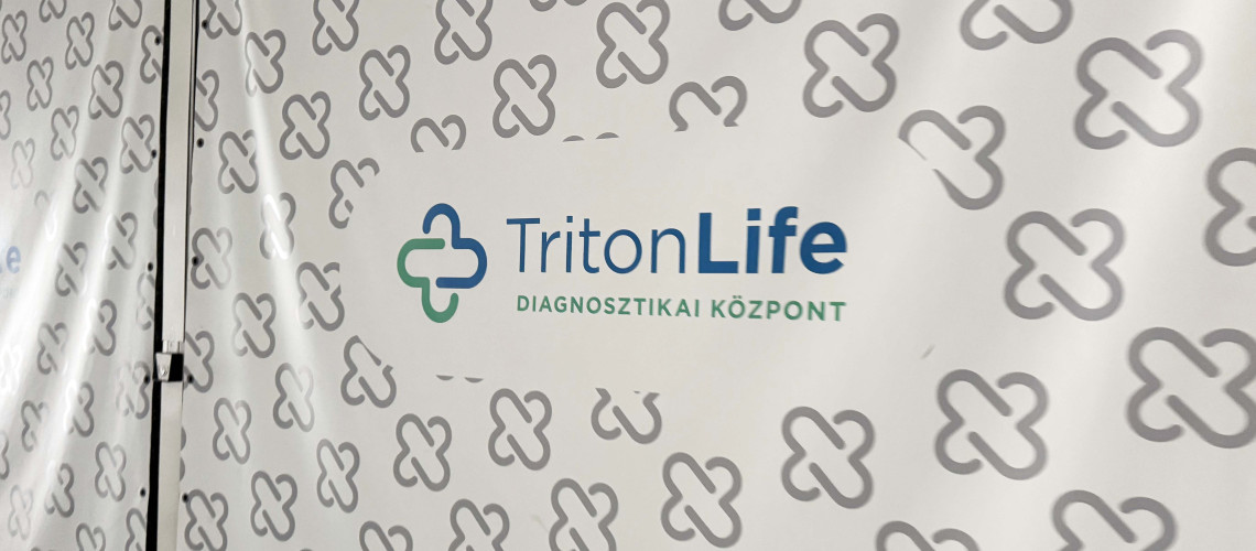 Elk&uuml;ldik a betegeket, le&aacute;llt a TritonLife veszpr&eacute;mi k&ouml;zpontja