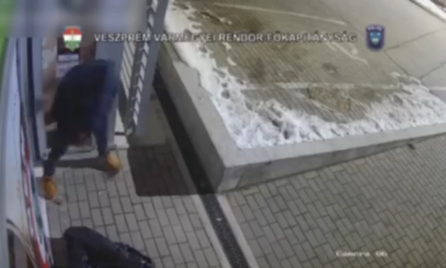 Balt&aacute;val esett neki egy veszpr&eacute;mi trafiknak, &oacute;r&aacute;kon bel&uuml;l elkapt&aacute;k - VIDE&Oacute;