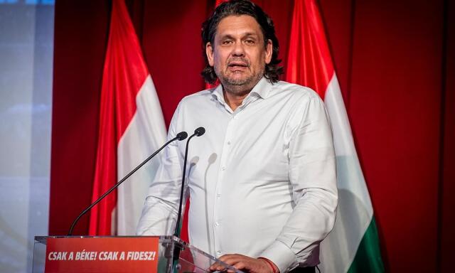 Kider&uuml;lt, mi v&aacute;rja a DPK-t&aacute;bor r&eacute;sztvevőit: exkluz&iacute;v Deutsch Tam&aacute;s besz&eacute;lget&eacute;s, cig&aacute;nyzenekar &eacute;s DJ is lesz