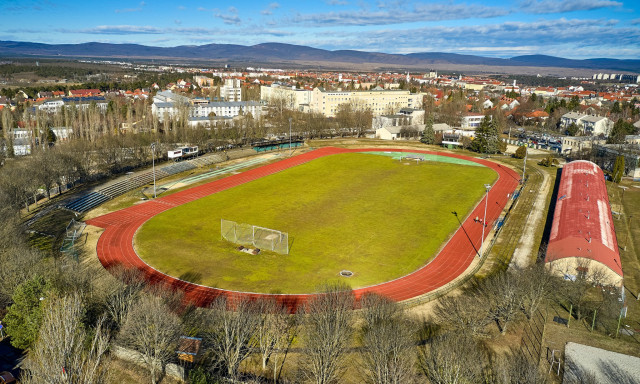 Megsz&eacute;p&uuml;l a Stadion fut&oacute;p&aacute;ly&aacute;ja is