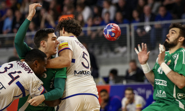 Veres&eacute;ggel kezdte a k&ouml;z&eacute;pd&ouml;ntőt a magyar v&aacute;logatott