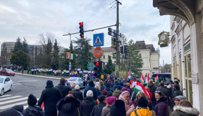 Ez a miniszteri biztos vezette a veszpr&eacute;mi provok&aacute;torokat a helyi civil demonstr&aacute;l&oacute;k ellen az Orb&aacute;n besz&eacute;d alatt