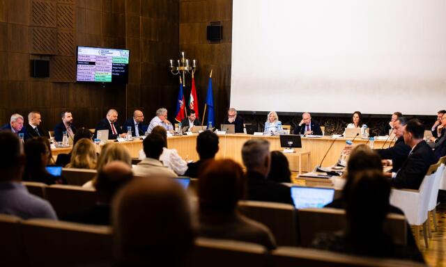 K&ouml;zgyűl&eacute;si d&ouml;nt&eacute;s: v&aacute;ltoztat&aacute;si tilalom v&eacute;di az Aranyosv&ouml;lgyet