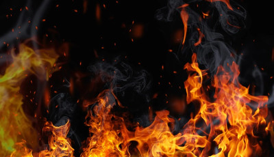 Asztalos&uuml;zem berendez&eacute;se &eacute;s kisg&eacute;pek &eacute;gtek Szentg&aacute;lon