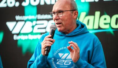 Ellentmond&oacute; sz&aacute;mok, hi&aacute;nyz&oacute; indokl&aacute;sok a Sportr&eacute;gi&oacute; p&aacute;ly&aacute;zati p&eacute;nzei k&ouml;r&uuml;l
