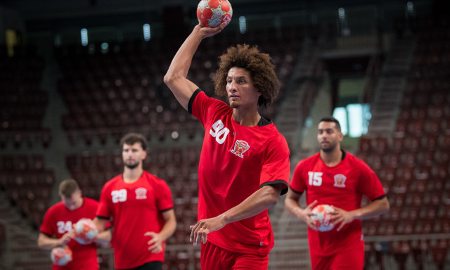 Szerd&aacute;n l&eacute;p elősz&ouml;r p&aacute;ly&aacute;ra a Veszpr&eacute;m