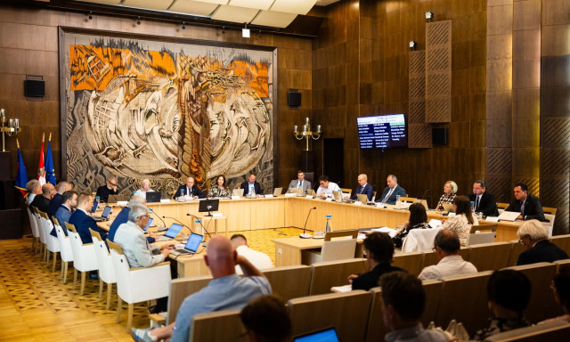 V&aacute;ltozott a v&aacute;rosvezet&eacute;s &aacute;ll&aacute;spontja az Aranyosv&ouml;lgy-&uuml;gy kapcs&aacute;n?