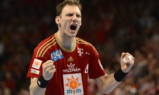 A Veszpr&eacute;m legend&aacute;s j&aacute;t&eacute;kosa, Iv&aacute;ncsik Gergő beker&uuml;lt az EHF H&iacute;ress&eacute;gek Csarnok&aacute;ba