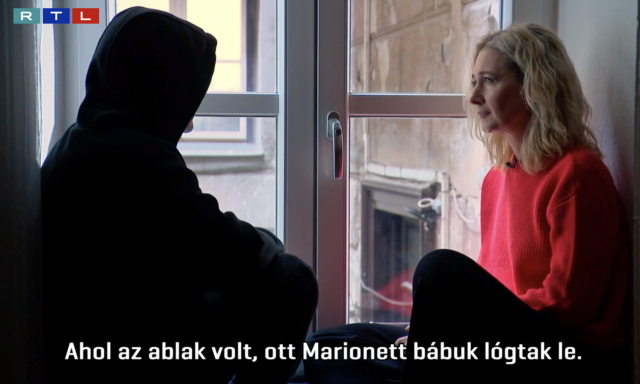 A Szőlő utcai int&eacute;zet volt igazgat&oacute;ja azzal dicsekedett egyik &aacute;ldozat&aacute;nak, hogy egy&uuml;tt nevetg&eacute;lt Orb&aacute;n Viktorral