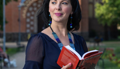 Alig egy nap alatt t&ouml;bb ezren &aacute;llnak ki Perintfalvi Rita mellett