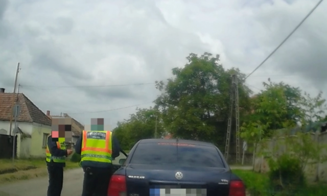 Testv&eacute;re adatait dikt&aacute;lta be egy Veszpr&eacute;m megyei f&eacute;rfi, elő&aacute;ll&iacute;tott&aacute;k a rendőr&ouml;k