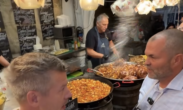 Borral &ouml;nt&ouml;tt&eacute;k le Magyar P&eacute;tert a h&eacute;tv&eacute;g&eacute;n a Szeksz&aacute;rdi Sz&uuml;reti Napokon - VIDE&Oacute;