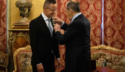 Hello Szergej, itt P&eacute;ter - Panyi Szabolcs k&ouml;zz&eacute;tette Szijj&aacute;rt&oacute; &eacute;s Lavrov besz&eacute;lget&eacute;s&eacute;t