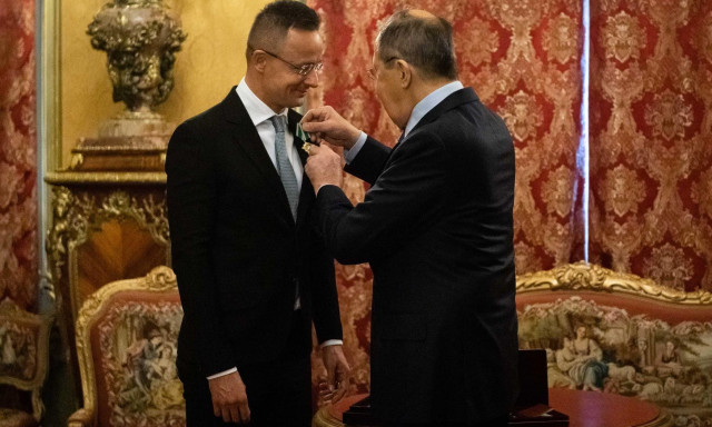 Hello Szergej, itt P&eacute;ter - Panyi Szabolcs k&ouml;zz&eacute;tette Szijj&aacute;rt&oacute; &eacute;s Lavrov besz&eacute;lget&eacute;s&eacute;t