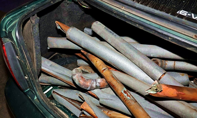 Elfogt&aacute;k a rezes band&aacute;t