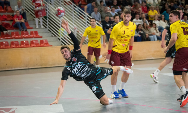 Egy h&iacute;j&aacute;n h&uacute;sz g&oacute;llal nyert a Veszpr&eacute;m Budai Farkasok otthon&aacute;ban