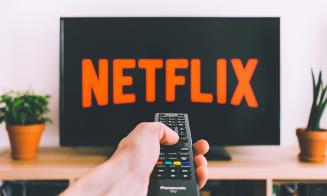 Ezeken a t&eacute;v&eacute;ken v&aacute;lik el&eacute;rhetetlenn&eacute; a Netflix